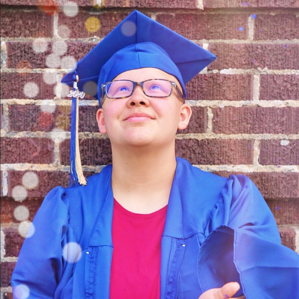 Meet your Posher, Adrienne